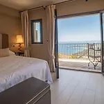 מלון Ducale 4*