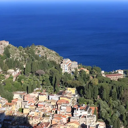 Hotell Ducale 4*