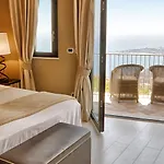 Отель Ducale 4*